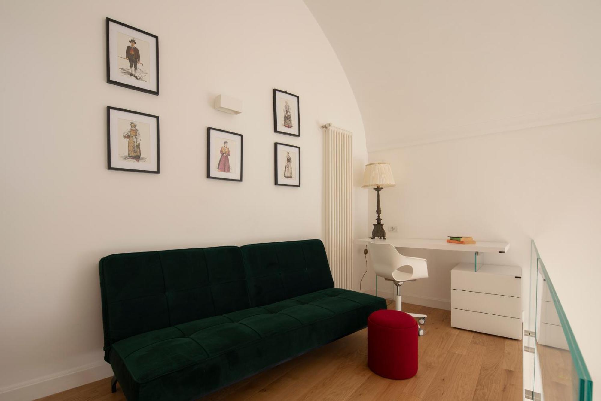 A.Ri.El Luxury Apartment نابولي المظهر الخارجي الصورة